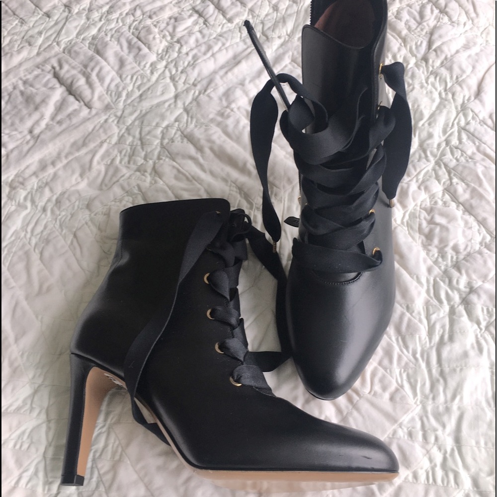 Bally Black Lace up Ankle Bootie NWT size 10